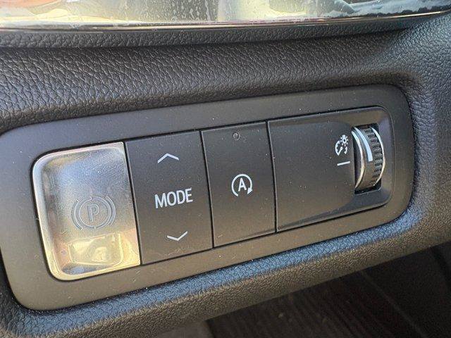 Used 2026 GMC Acadia Denali Ultimate w/ LPO, Floor Liner Package FWD image 9