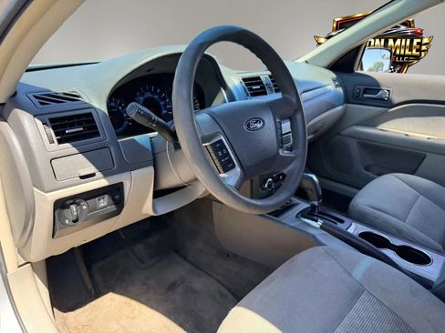 Used 2012 Ford Fusion SE FWD image 17