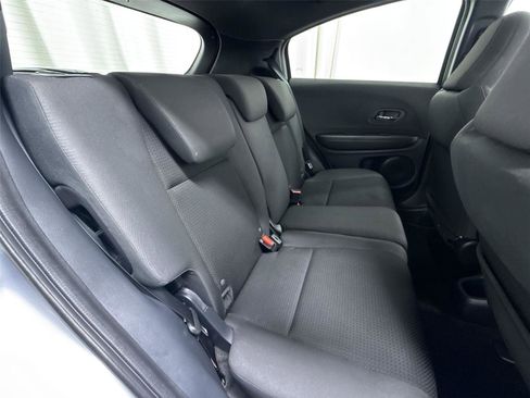 Certified 2022 Honda HR-V Sport image 28