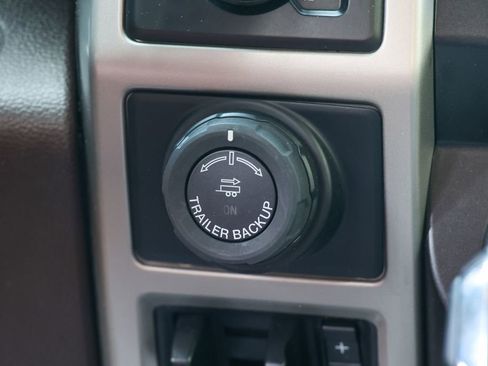 Certified 2020 Ford F150 King Ranch w/ Equipment Group 601A Luxury AWD/4WD image 15