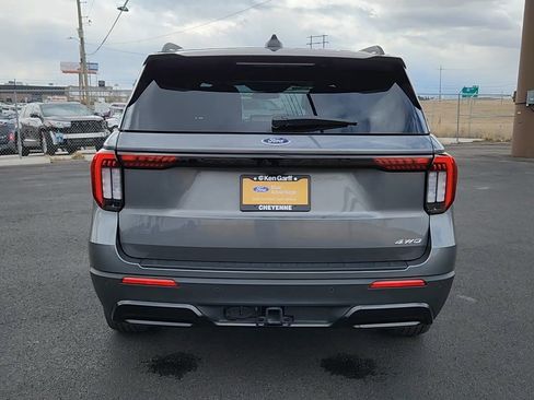 Used 2025 Ford Explorer ST-Line image 22