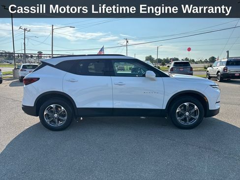 Used 2024 Chevrolet Blazer LT w/ Convenience Package FWD image 8