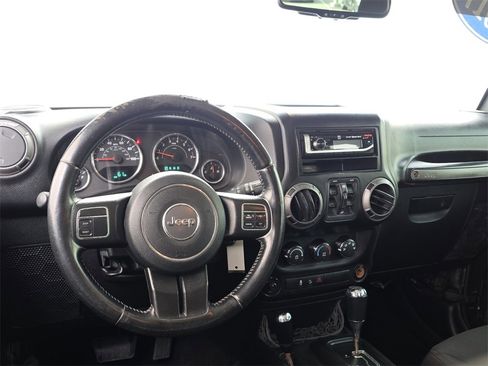 Used 2017 Jeep Wrangler Unlimited Sport w/ Quick Order Package 24S image 17