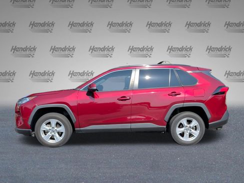 Used 2019 Toyota RAV4 XLE w/ All Weather Liner Package AWD/4WD image 10