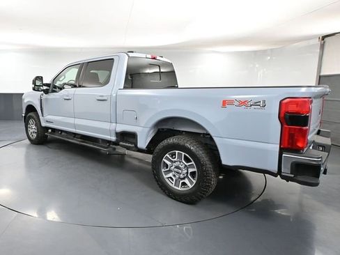 Used 2024 Ford F250 Lariat image 9