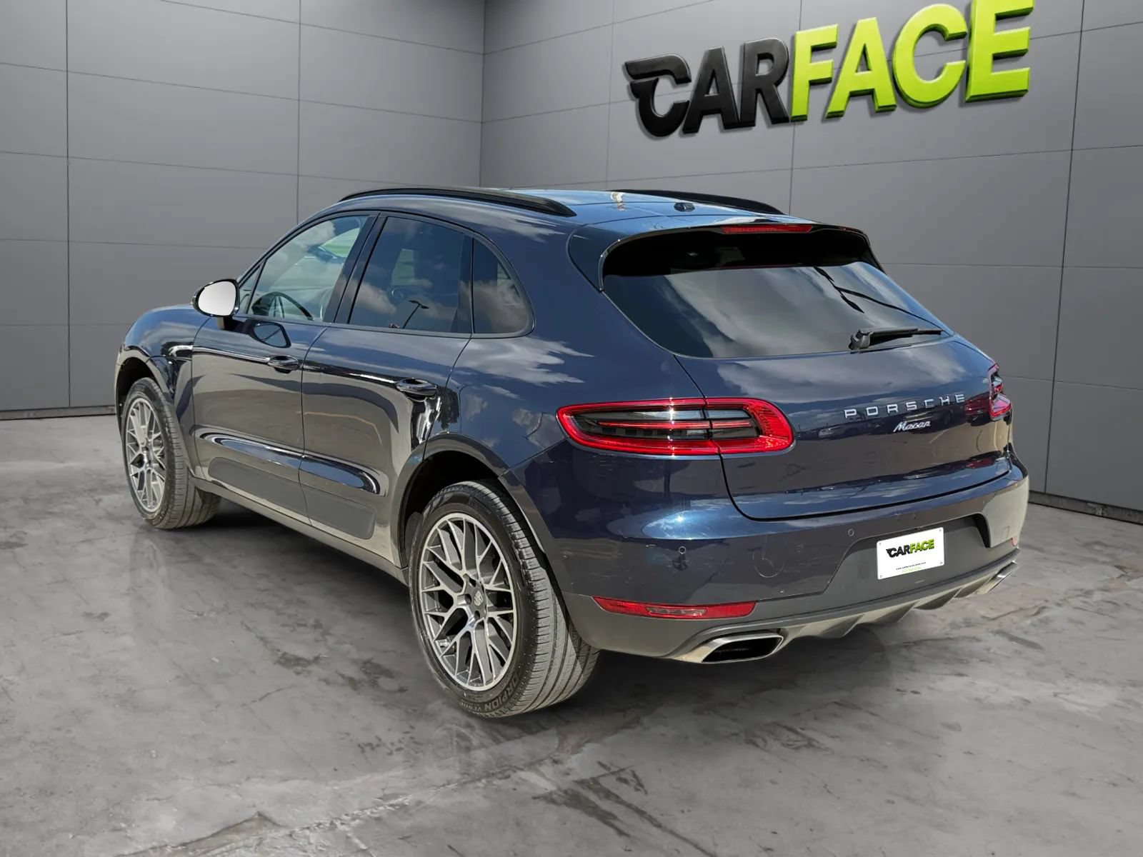 Used 2018 Porsche Macan Sport Edition AWD/4WD image 8
