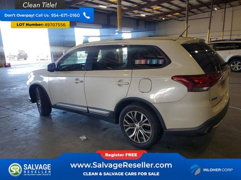 Used 2016 Mitsubishi Outlander AWD image 3