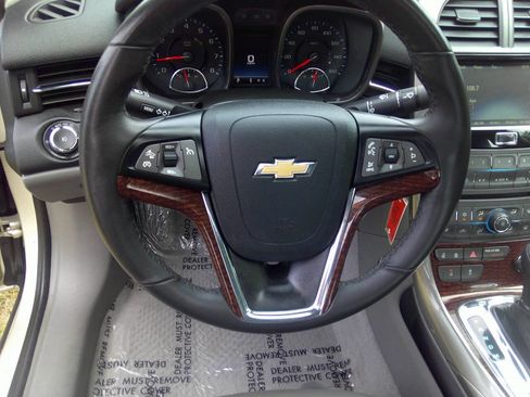 Used 2013 Chevrolet Malibu LT image 9