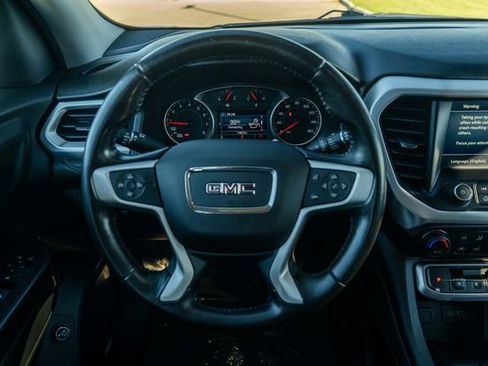 Used 2020 GMC Acadia SLT image 13