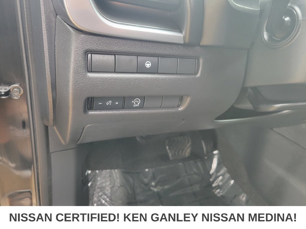 Certified 2023 Nissan Rogue SV AWD/4WD image 34