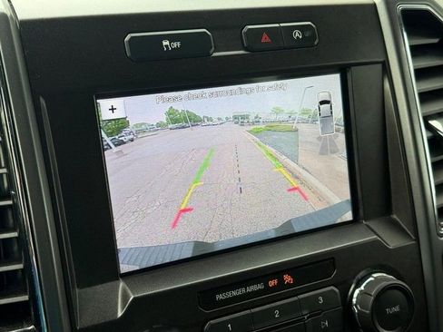 Used 2019 Ford F150 XLT w/ Equipment Group 302A Luxury AWD/4WD image 25