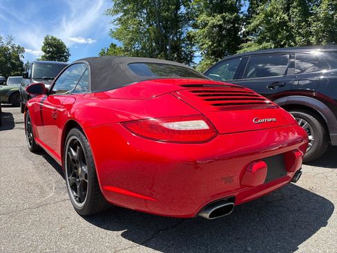 Used 2010 Porsche 911 Cabriolet image 10