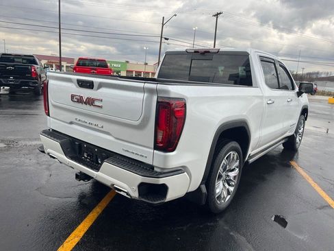 Used 2022 GMC Sierra 1500 Denali w/ Technology Package AWD/4WD image 5