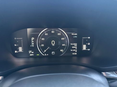 Used 2019 Volvo S60 T5 Momentum image 16