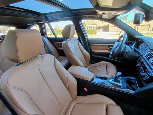 Used 2017 BMW 330i xDrive Wagon image 53