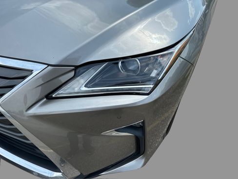 Used 2017 Lexus RX 350 AWD w/ Premium Package image 30