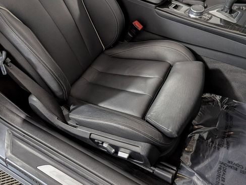 Used 2018 BMW 430i Convertible image 33