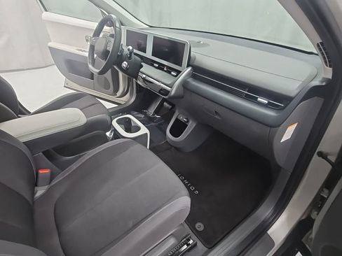 Certified 2024 Hyundai Ioniq 5 SEL AWD/4WD image 19
