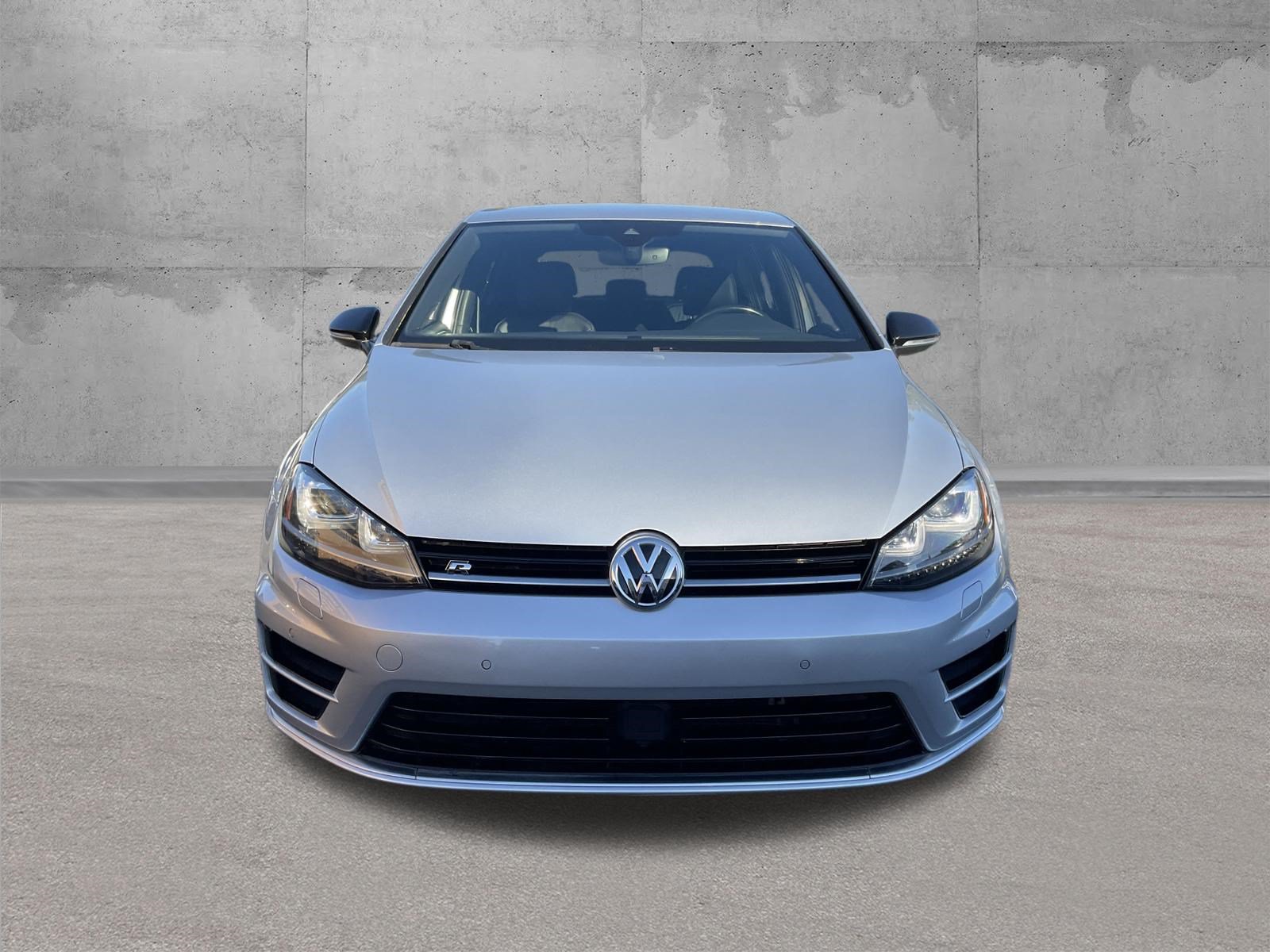 Used 2017 Volkswagen Golf R 4-Door AWD/4WD image 5