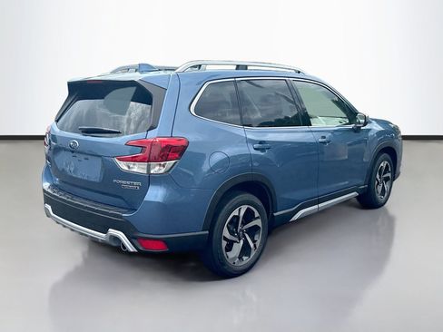 Used 2023 Subaru Forester Touring AWD/4WD image 7