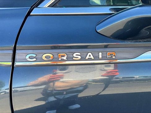 Used 2020 Lincoln Corsair Reserve w/ Elements Package FWD image 4