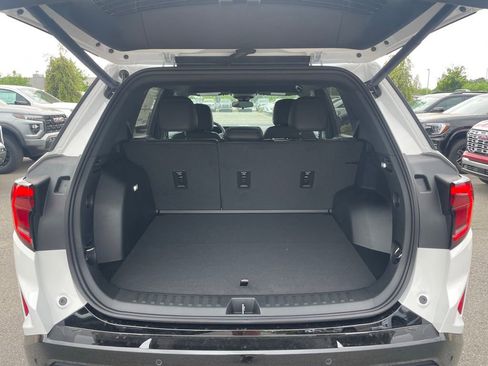 New 2026 GMC Terrain AT4 AWD/4WD image 7