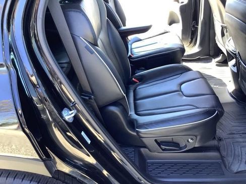 Used 2023 Hyundai Palisade SEL image 24