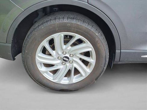 Used 2023 Lincoln Corsair FWD image 9