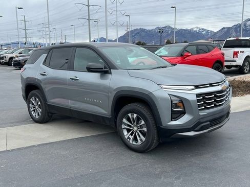 New 2026 Chevrolet Equinox LT w/ Convenience Package II image 32