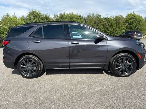 Used 2023 Chevrolet Equinox RS AWD/4WD image 9