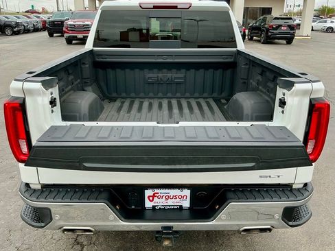 Used 2019 GMC Sierra 1500 SLT w/ SLT Premium Plus Package image 18