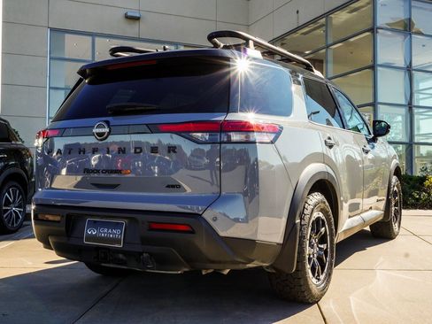 Used 2023 Nissan Pathfinder Rock Creek image 9