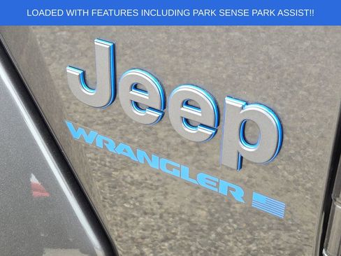 Used 2025 Jeep Wrangler Unlimited Sahara w/ Safety Group AWD/4WD image 30