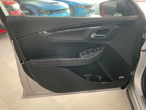 Used 2019 Chevrolet Impala Premier image 12