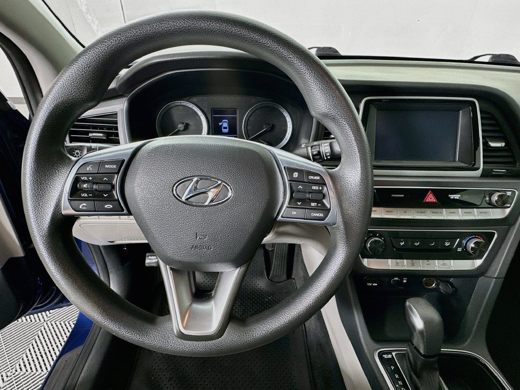 Used 2018 Hyundai Sonata SE FWD image 11