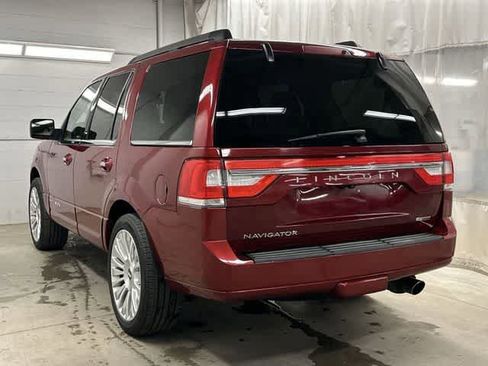 Used 2015 Lincoln Navigator 4WD w/ Equipment Group 101A Reserve image 35