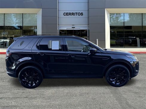 Used 2023 Land Rover Discovery Sport SE image 5