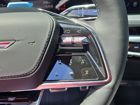 New 2026 Cadillac Lyriq V w/ LPO, Floor Liner Package image 19