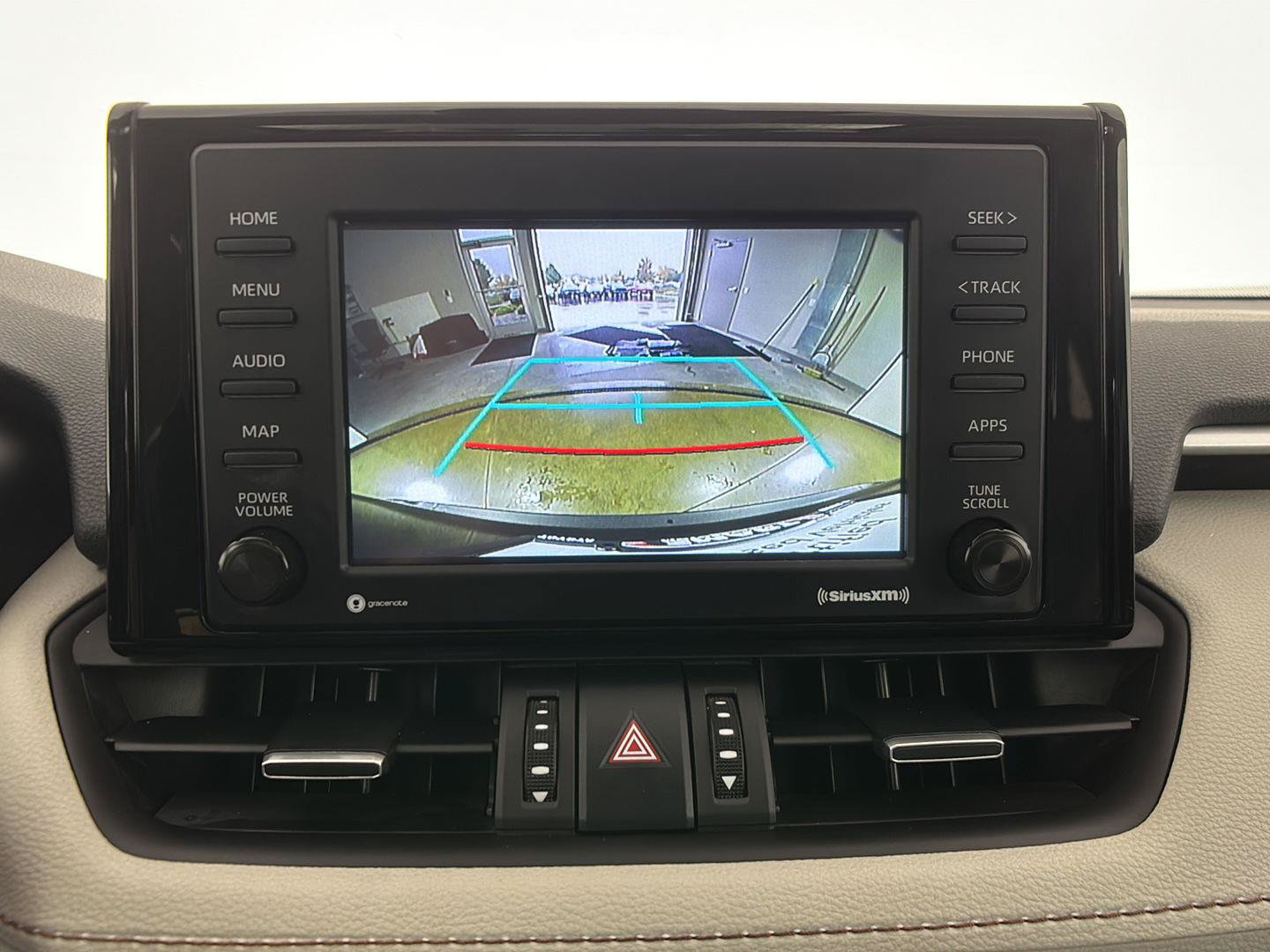 Used 2021 Toyota RAV4 XLE Premium AWD/4WD image 27