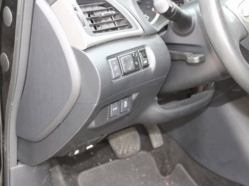 Used 2019 Nissan Sentra SR image 21