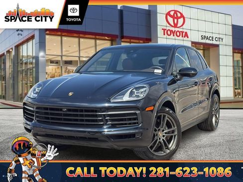 Used 2019 Porsche Cayenne AWD/4WD image 1
