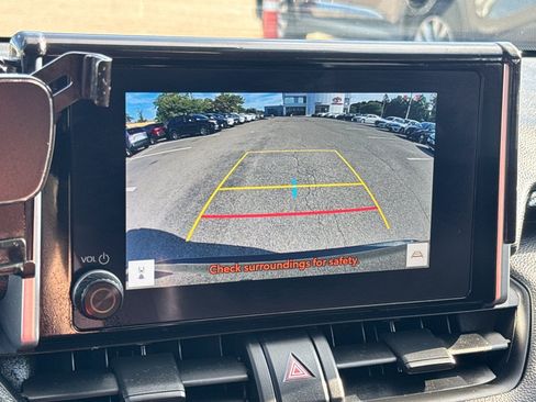 Used 2025 Toyota RAV4 LE AWD/4WD image 24