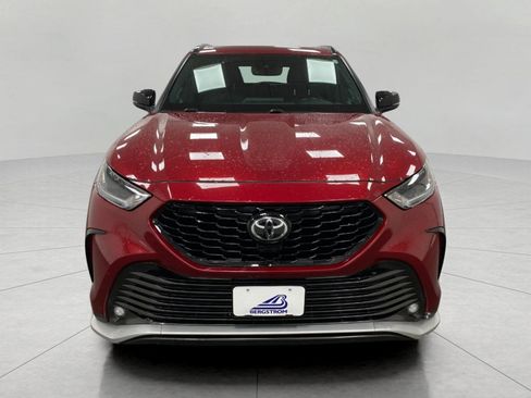 Used 2021 Toyota Highlander XSE image 12