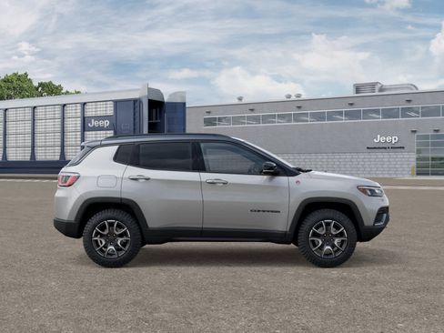 New 2026 Jeep Compass Trailhawk image 21