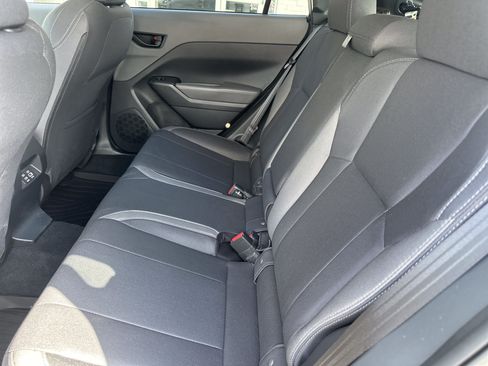 Used 2025 Subaru Crosstrek 2.5i Premium AWD/4WD image 12