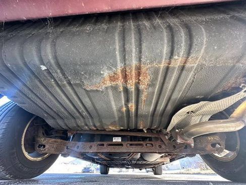 Used 2008 Chrysler Town & Country Touring w/ Family Value Group image 18