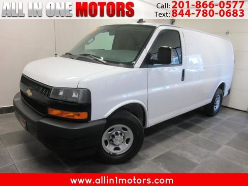 Used 2020 Chevrolet Express 2500 RWD image 1