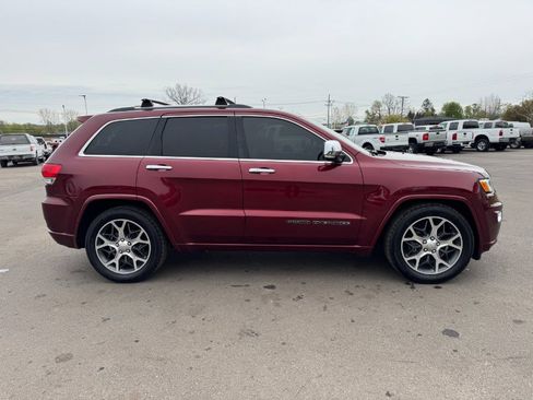 Used 2019 Jeep Grand Cherokee Overland AWD/4WD image 6