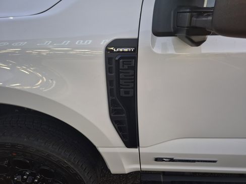New 2026 Ford F250 Lariat w/ Black Appearance Package image 12