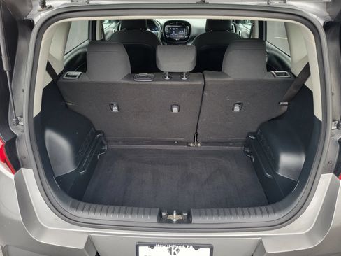 Used 2022 Kia Soul LX w/ Technology Package FWD image 16